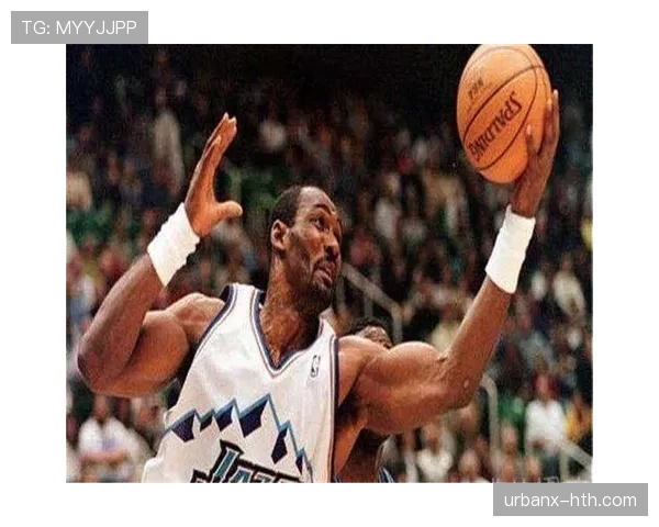 摩西·马龙内线强攻效率提升 改变球队篮下防守格局