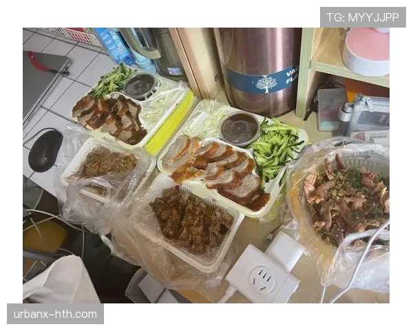 王昶这回真拼了，一天三顿豪华外卖让舍友都疯了